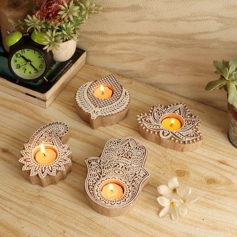 Beige & White Mango wood Tealight Holder - Set of 4 Writings On The Wall Tealight Holder