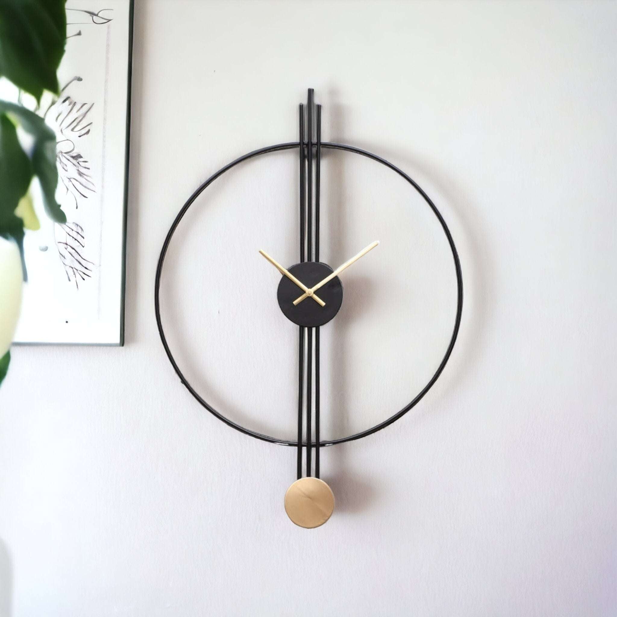 Black & Gold Designer Stripes Metal Wall Clock – Writings On The Wall
