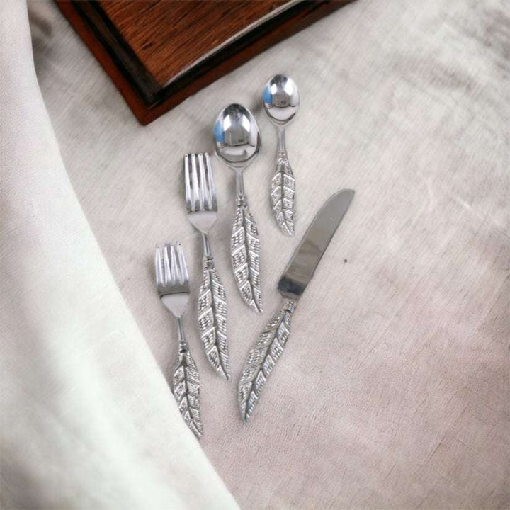 Premium Silverware - Victoria - The one with Feather Design Writings On The Wall Kitchen & Dining