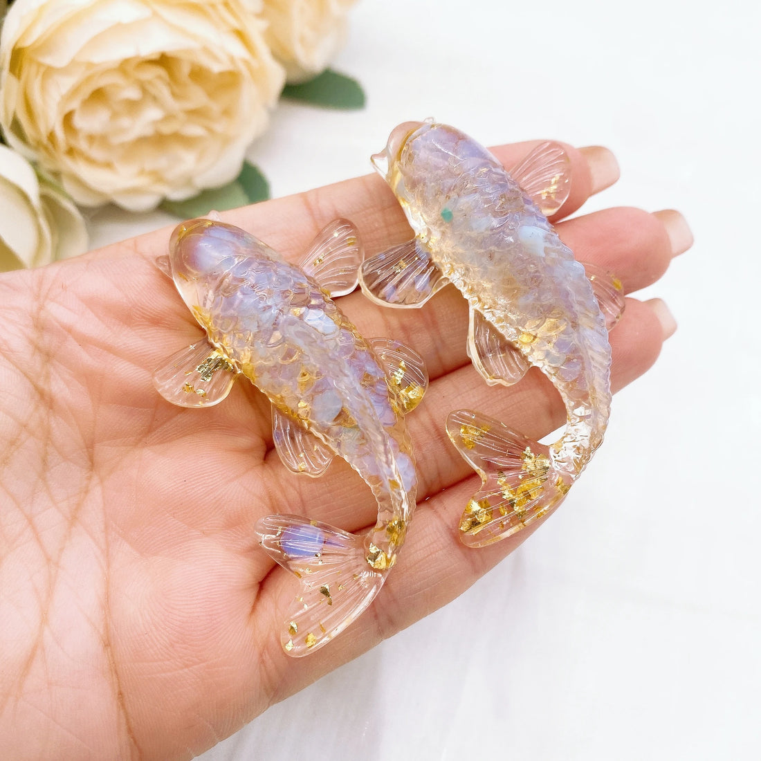 Natural Boutique Crystal Stone Gravel Lucky Koi Fish Figurine Resin Mini Quartz Fancy Carp Statue Home Decor Desk Ornament Gift