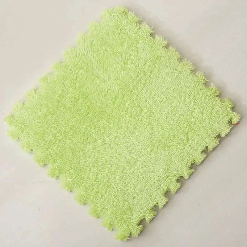 30*30CM Soft Plush Children Kids Rug Play Mat Puzzle Carpet Warm Playmat Interlocking Exercise Tiles Floor Carpet Decoration Mat Writings On The Wall 