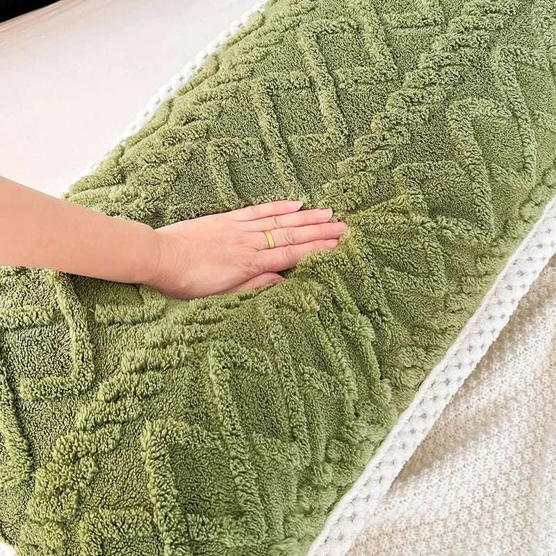 120/150/180cm Long Plush Pillowcase Soft Warm Velvet Bedding Body Pillow Cover Home Decor Large Couple Flannel Pillow Case Writings On The Wall 