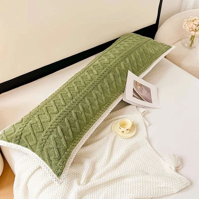 120/150/180cm Long Plush Pillowcase Soft Warm Velvet Bedding Body Pillow Cover Home Decor Large Couple Flannel Pillow Case Writings On The Wall 