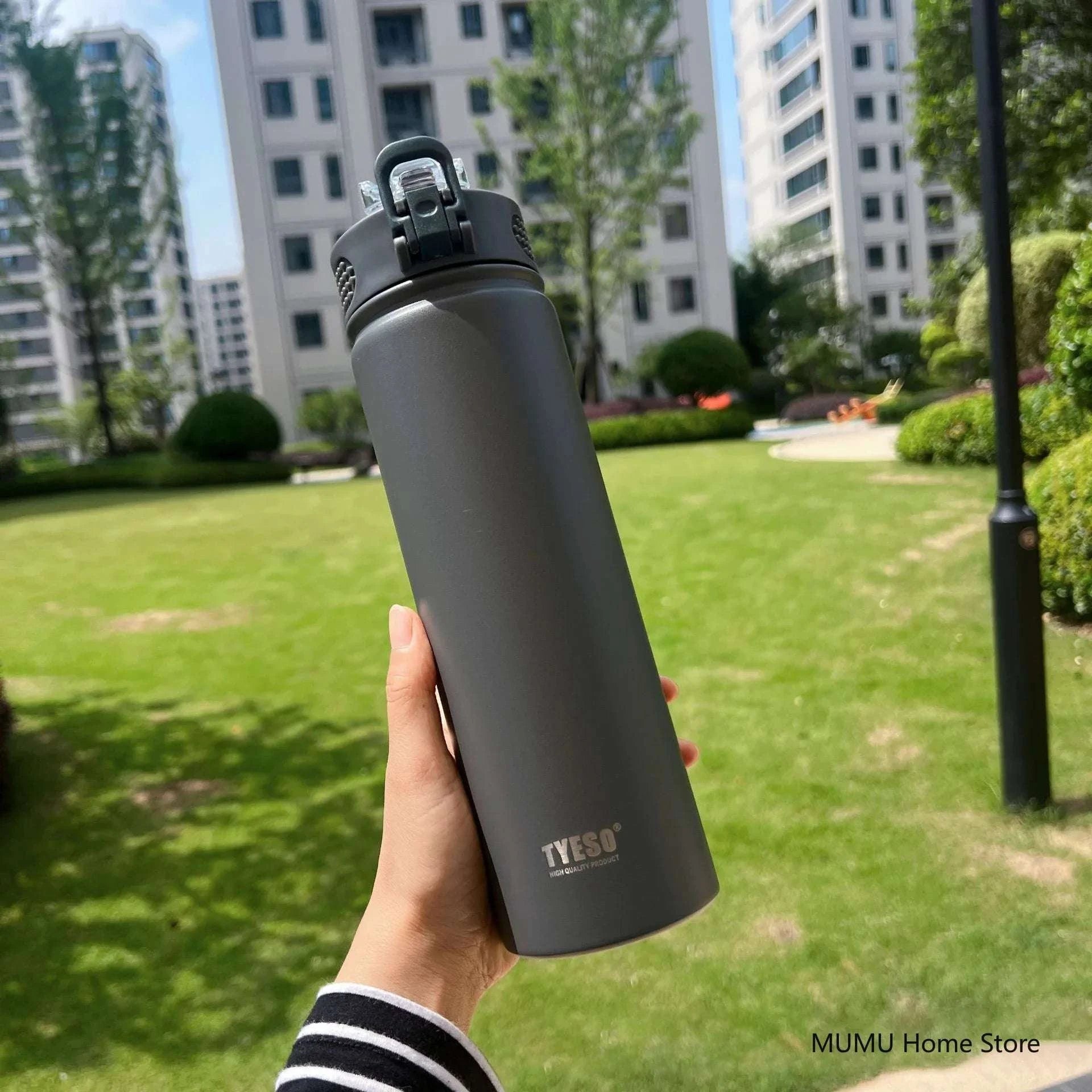 TYESO 600/750ML Thermos Bottle With Straw Stainless Steel Car Thermal Cup Sports Water Bottles Keeps Cold and Heat Thermal Mug Writings On The Wall 
