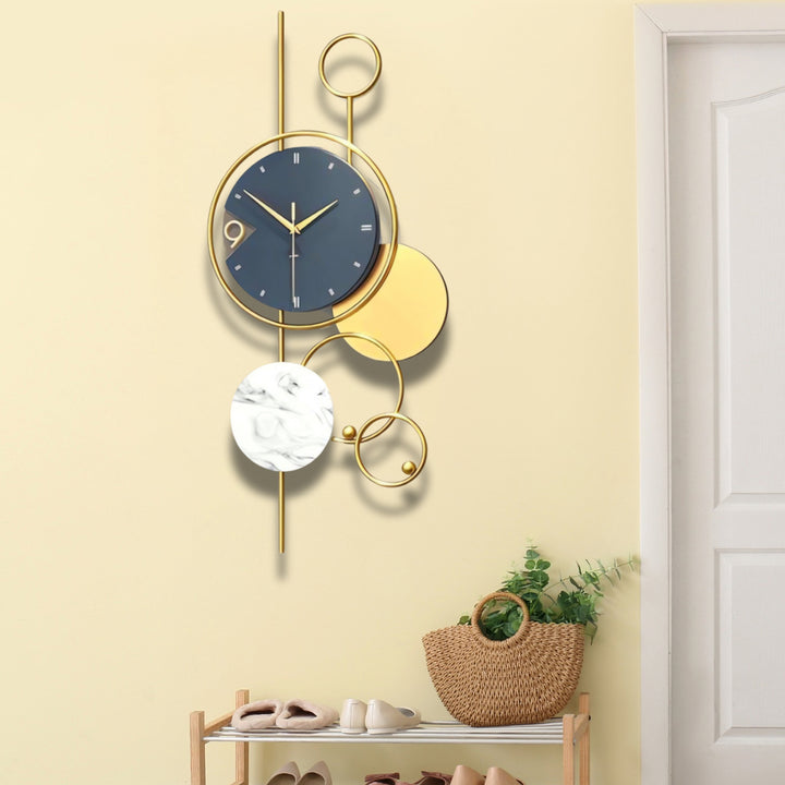 Multi-circle Vertical Designer Wall Clock